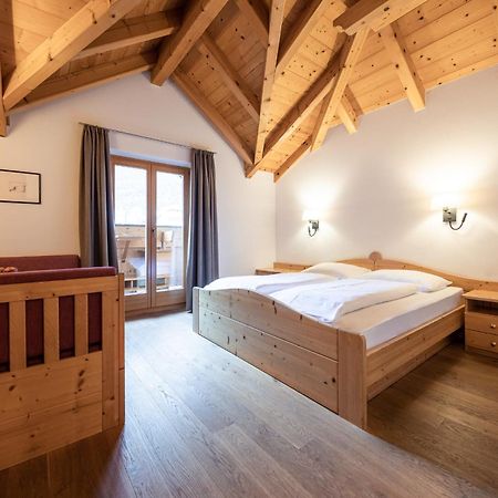 Hotel Torgglhof Caldaro Rum bild